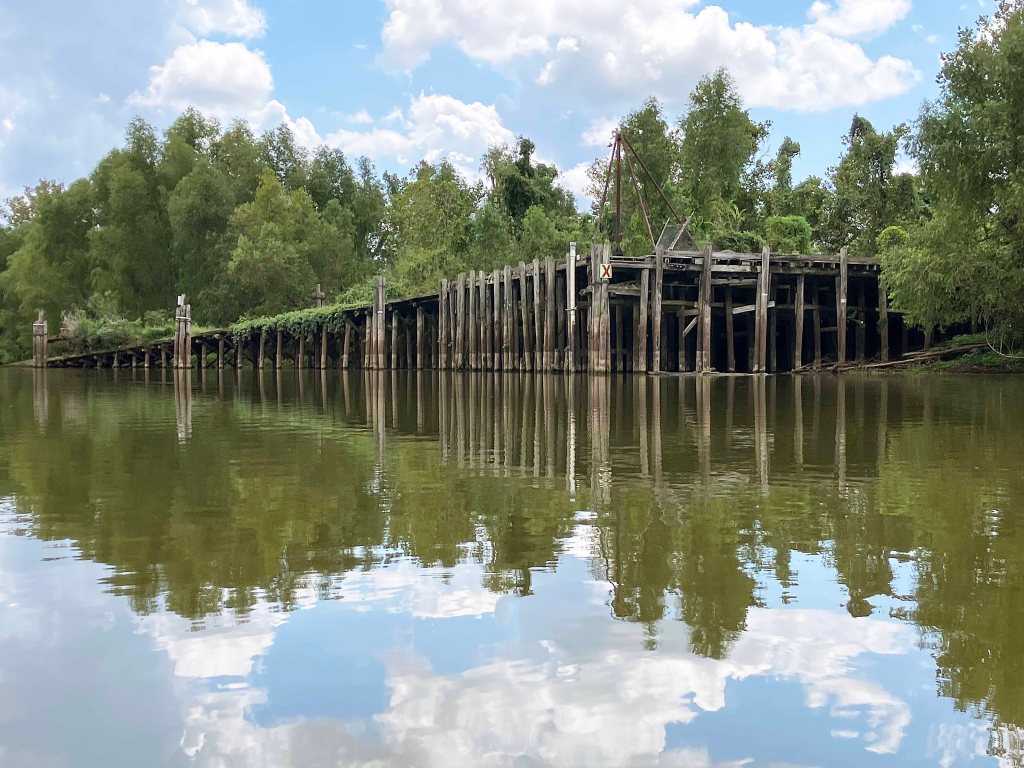 kayak scenery picture Atchafalaya Bayou Benoit Launch www.SawdustRiver.com