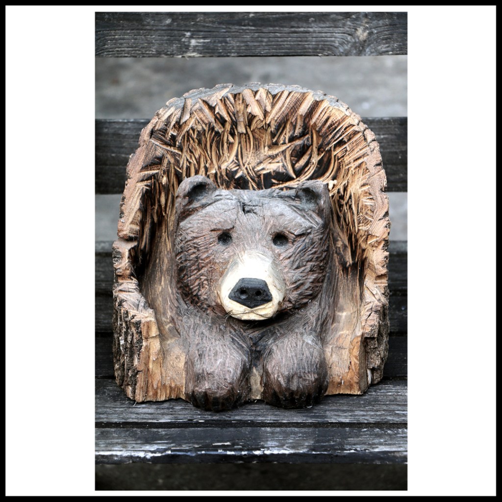 wood carving sculpture www.sawdustriver.com