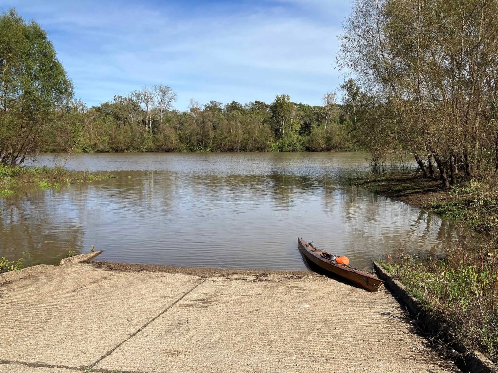 kayak scenery picture Atchafalaya, Sandy Cove, Buffalo Cove, Bayou Gravenberg www.SawdustRiver.com