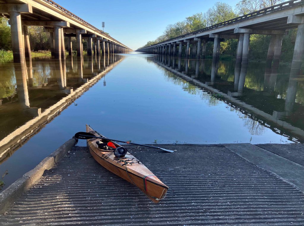 kayak scenery picture Atchafalaya NWR Sherburne WMA I-10 Launch B www.SawdustRiver.com