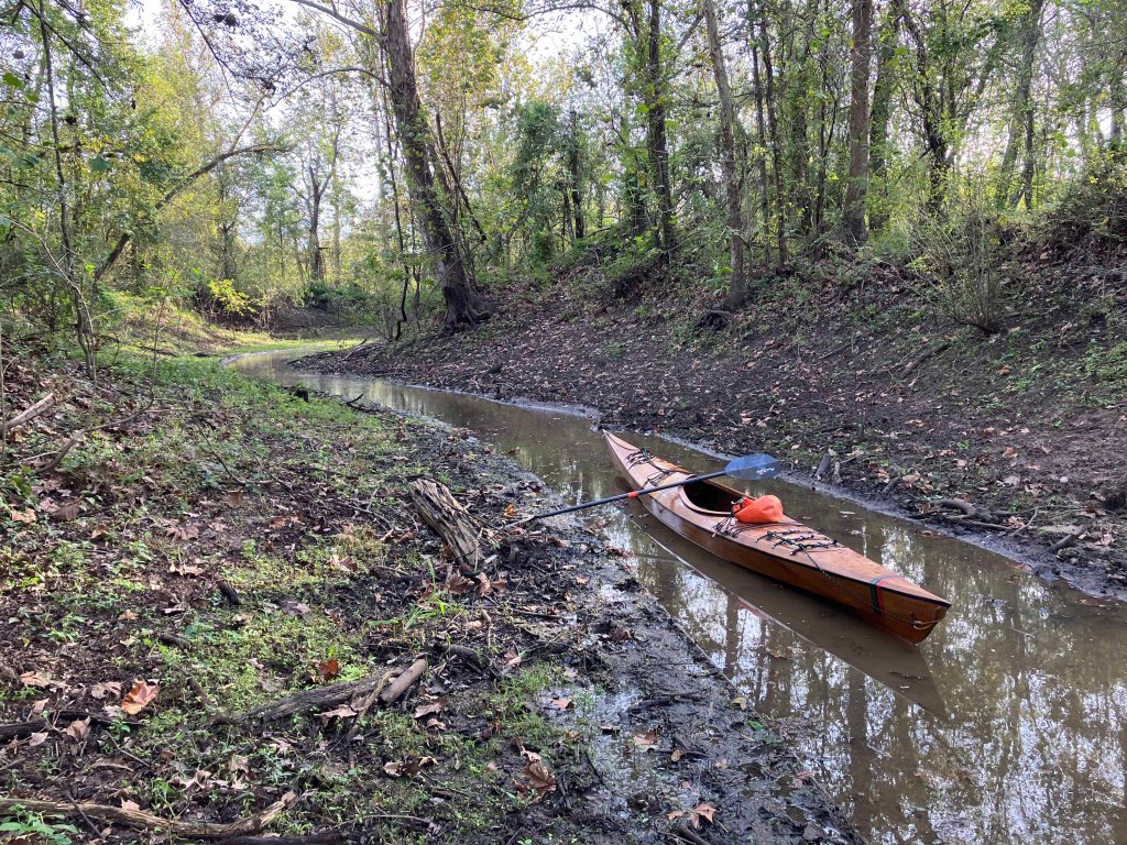 kayak scenery picture Atchafalaya, Sandy Cove, Buffalo Cove, Bayou Gravenberg www.SawdustRiver.com