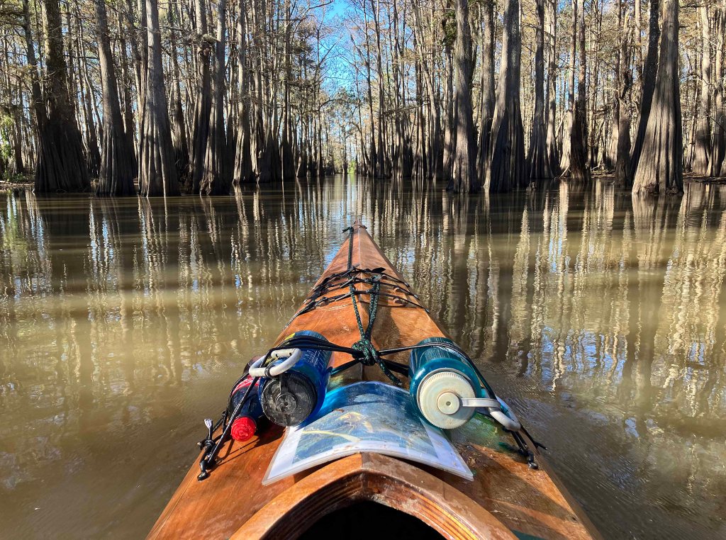 kayak scenery picture Atchafalaya, Sandy Cove, Buffalo Cove, Bayou Gravenburg www.SawdustRiver.com