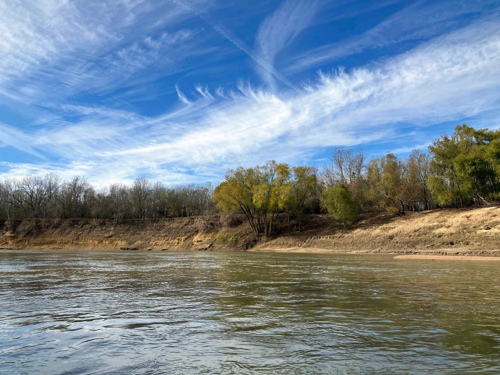 kayak scenery picture Trinity River, Highway 287 Ramp, Corsicana www.SawdustRiver.com