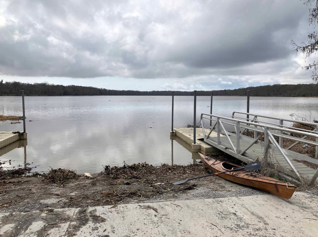 kayak scenery picture Atchafalaya, Lake Fausse Point, Grand Avoille Cove, Louisiana www.SawdustRiver.com