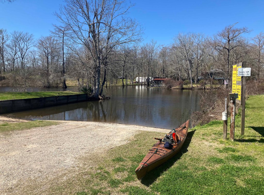 kayak scenery picture Atchafalaya, Two O-Clock Bayou, Hwy 190, LA www.SawdustRiver.com