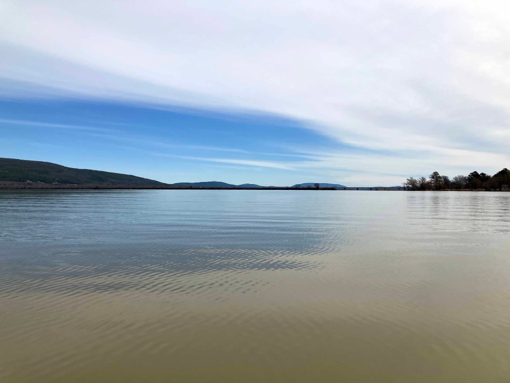 kayak scenery picture Sardis Lake, North Jackfork Creek, Oklahoma www.SawdustRiver.com