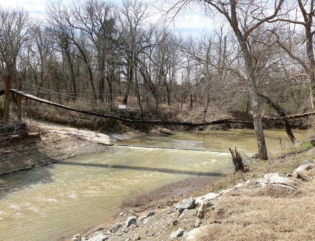 kayak scenery picture Sardis Lake, North Jackfork Creek, Oklahoma www.SawdustRiver.com