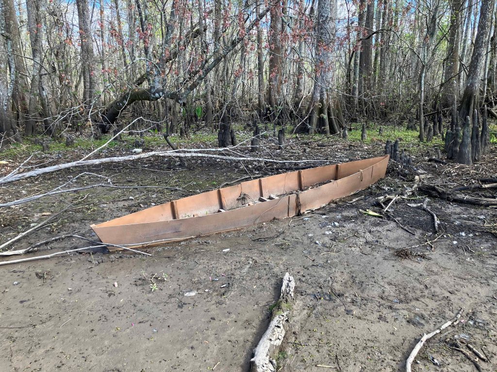 kayak scenery picture Blind River, Maurepas Swamp WMA, St. James Boat Club Launch www.SawdustRiver.com