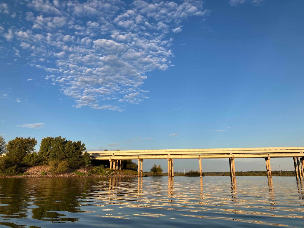 Kayak paddle scenery picture Sulphur River, Malden Lake Park Launch, Wright Patman Lake, www.SawdustRiver.com