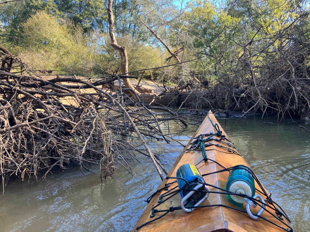 Kayak paddle scenery picture Neches River, Hwy 79 Launch, going up, Cherokee Neches, www.SawdustRiver.com