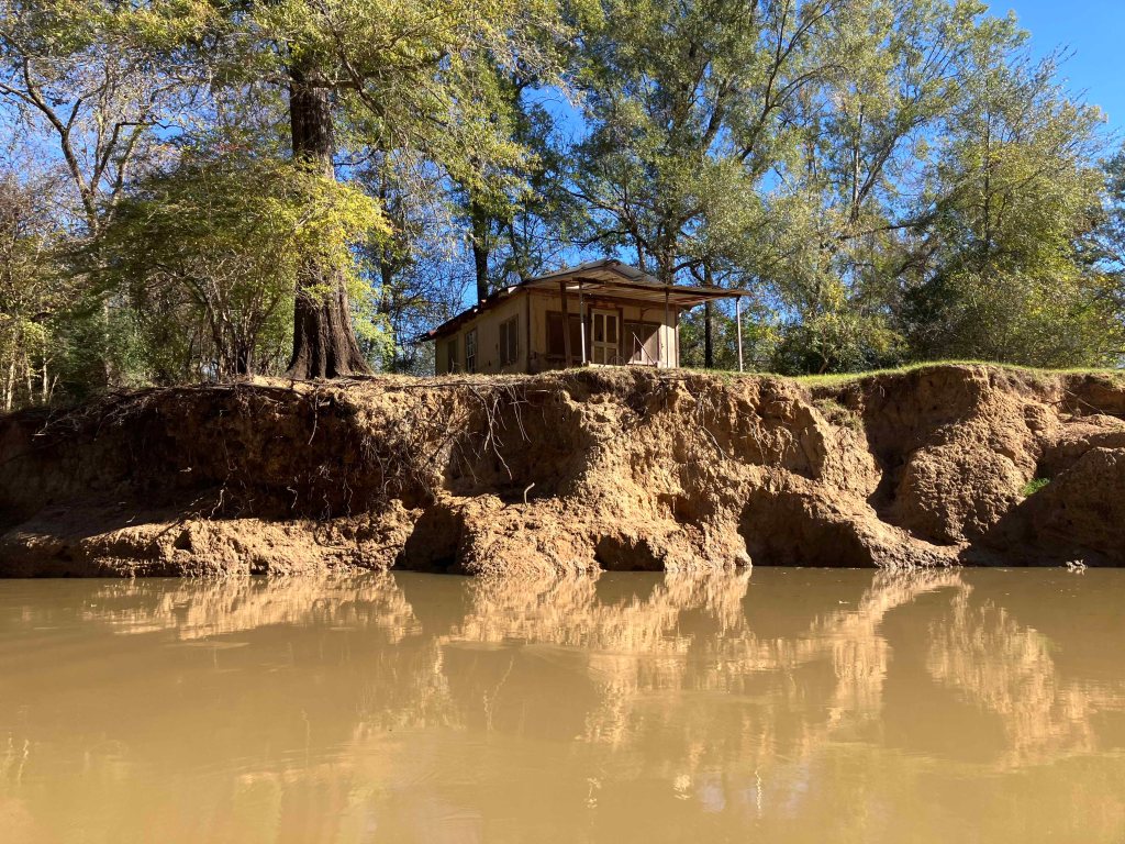 Kayak paddle scenery picture Neches River, Hwy 7 Launch, Crockett Trail, going up, www.SawdustRiver.com