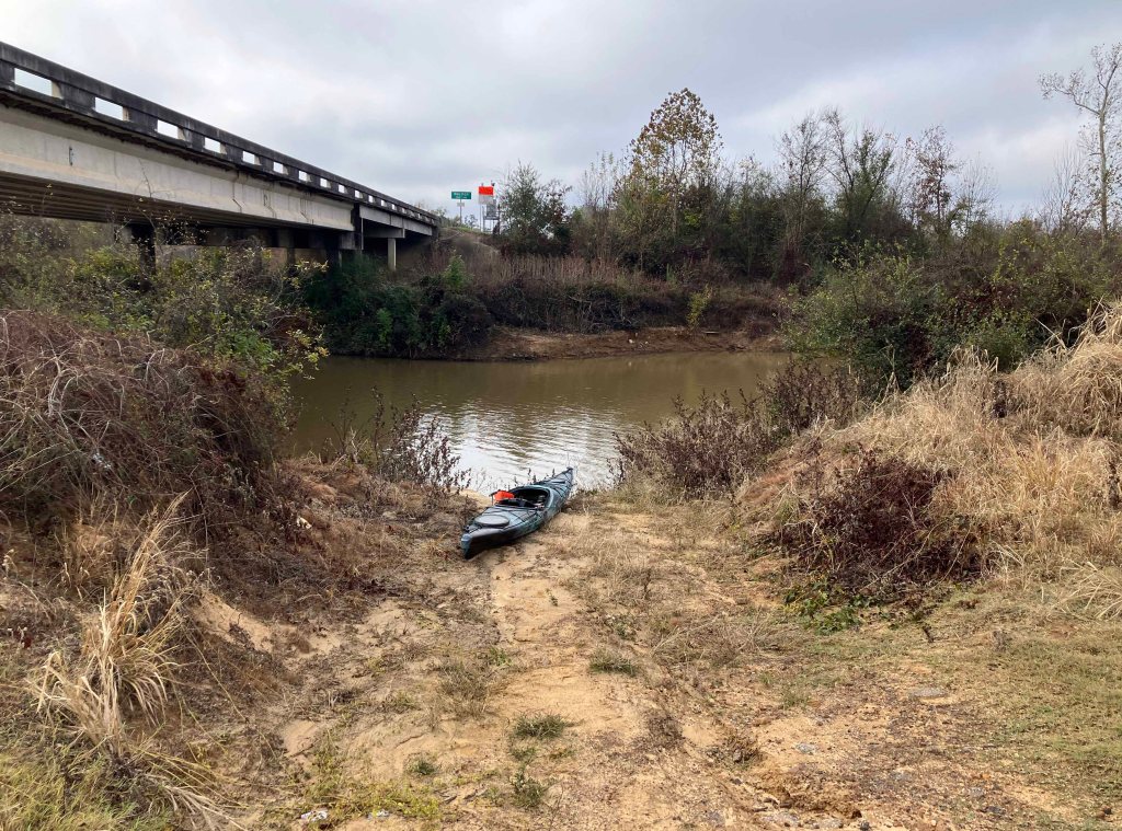 Kayak paddle scenery picture Neches River, Hwy 21 Launch, going up, www.SawdustRiver.com