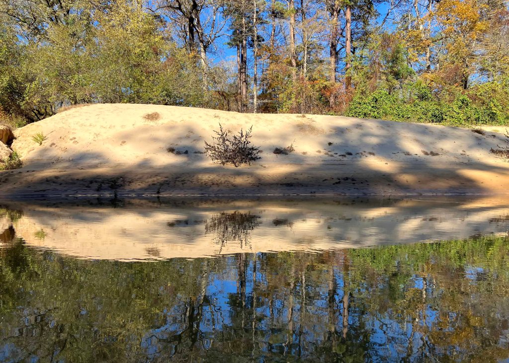 Kayak paddle scenery picture Neches River, Hwy 21 Launch, going up, www.SawdustRiver.com