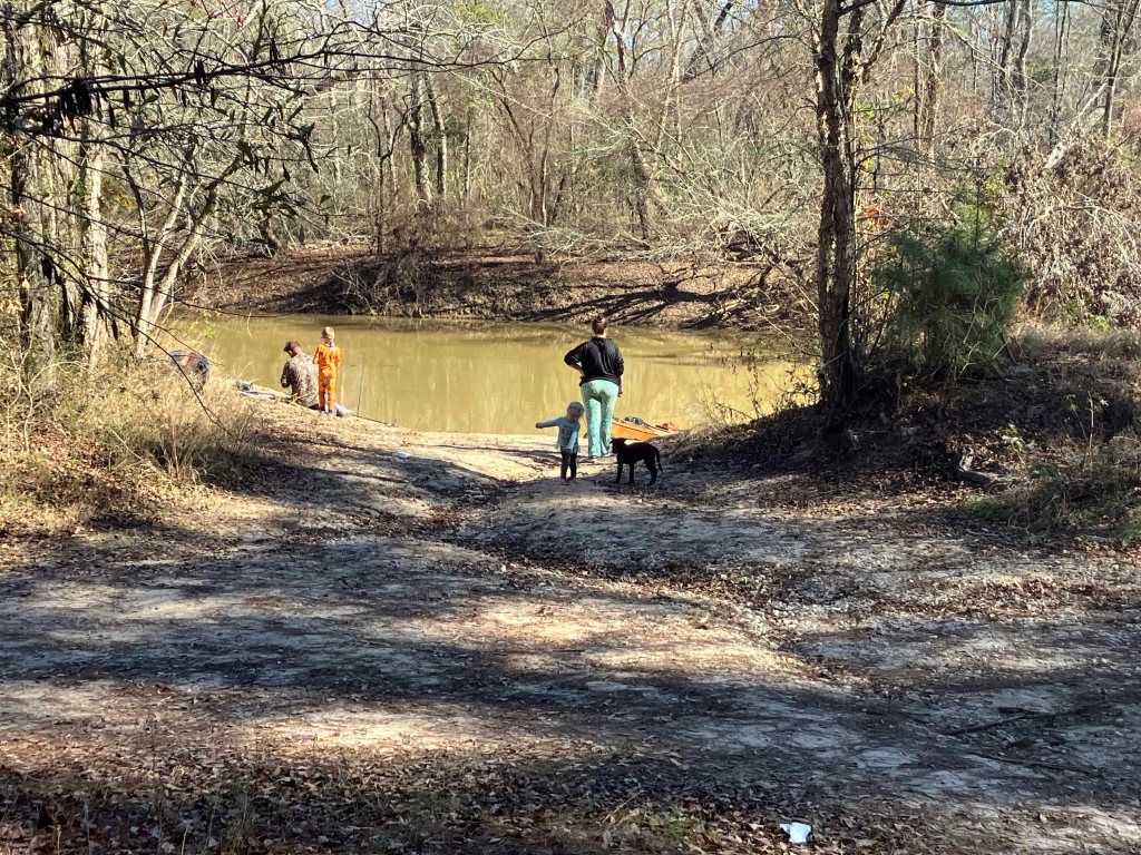 Kayak paddle scenery picture Neches River, Highway 59 Launch, going up, www.SawdustRiver.com